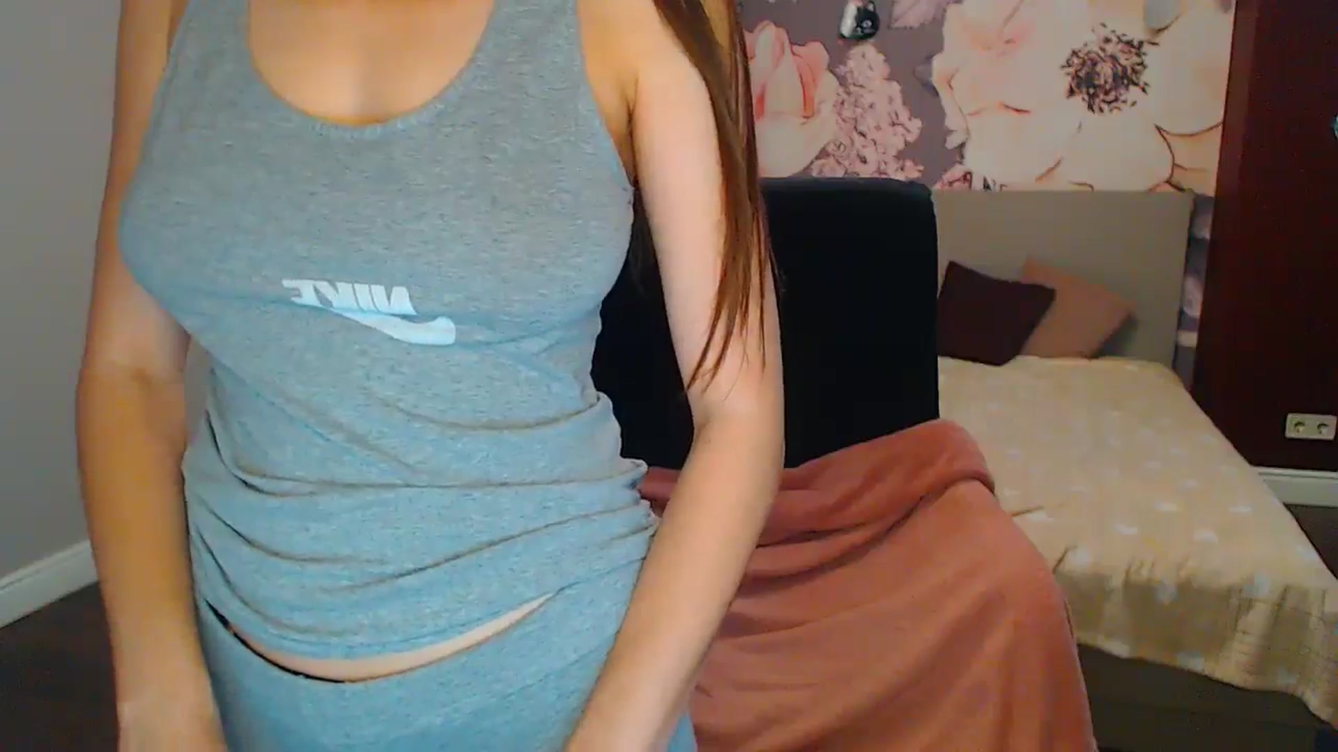 Gallery image thumbnail from Karina_Mils's myfreecams stream on, 07/01/2024, 07:36 image 9 of 20