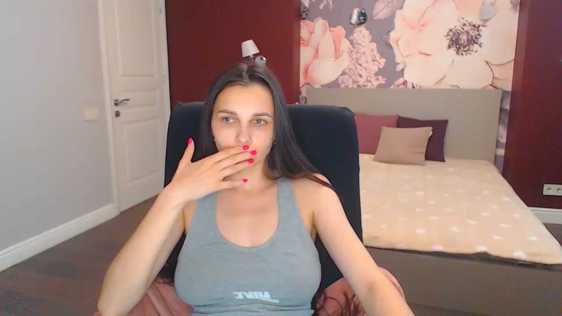 Gallery image thumbnail from Karina_Mils's myfreecams stream on, 07/04/2024, 11:02 image 1 of 20