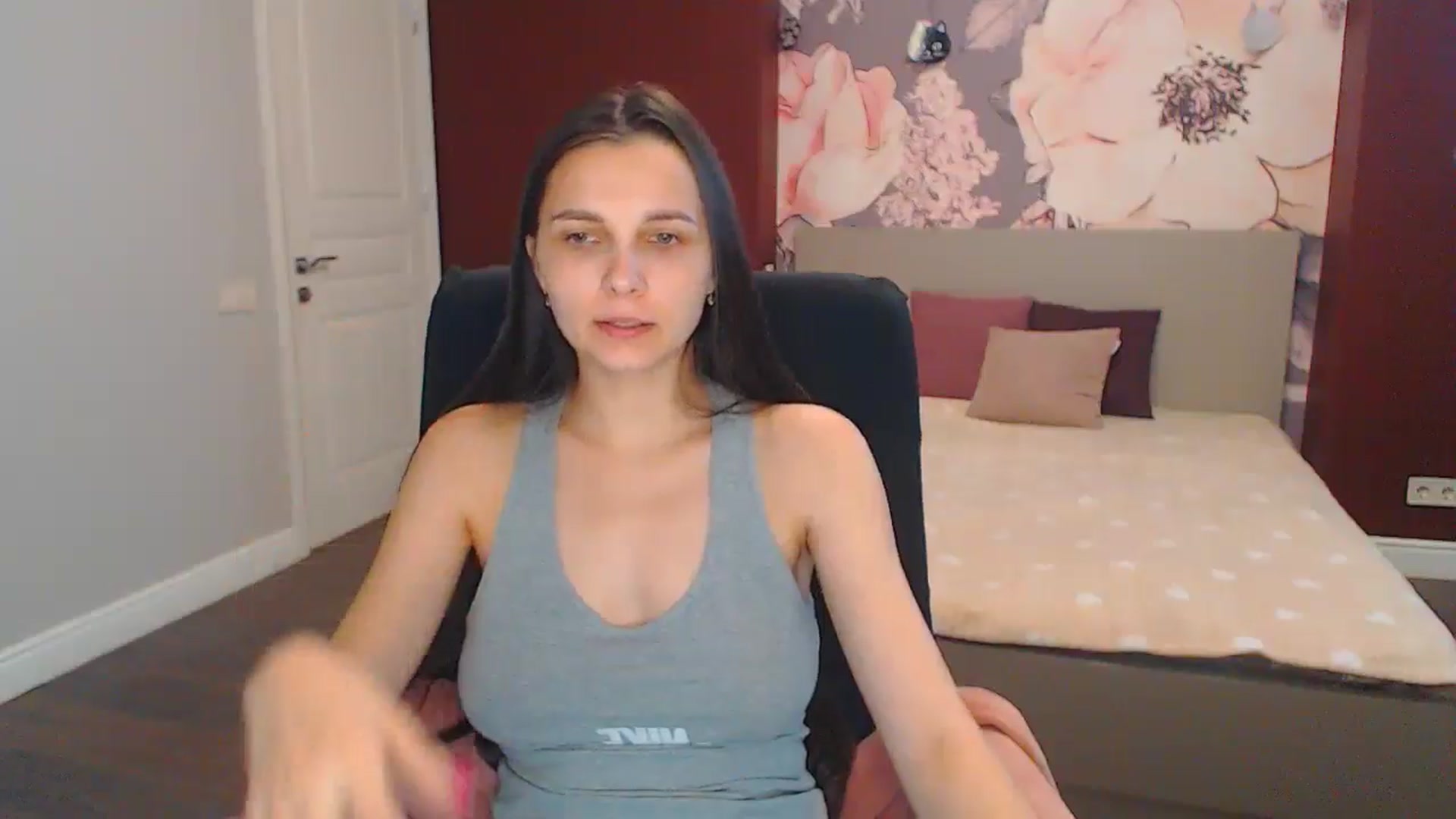 Gallery image thumbnail from Karina_Mils's myfreecams stream on, 07/04/2024, 11:02 image 20 of 20