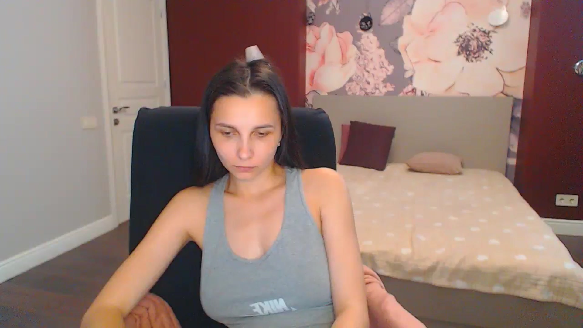 Gallery image thumbnail from Karina_Mils's myfreecams stream on, 07/11/2024, 11:20 image 17 of 20