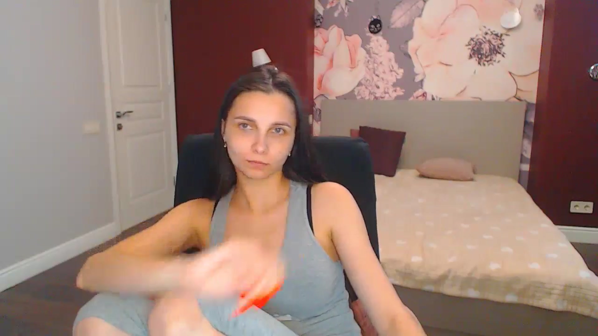 Gallery image thumbnail from Karina_Mils's myfreecams stream on, 07/11/2024, 11:20 image 6 of 20