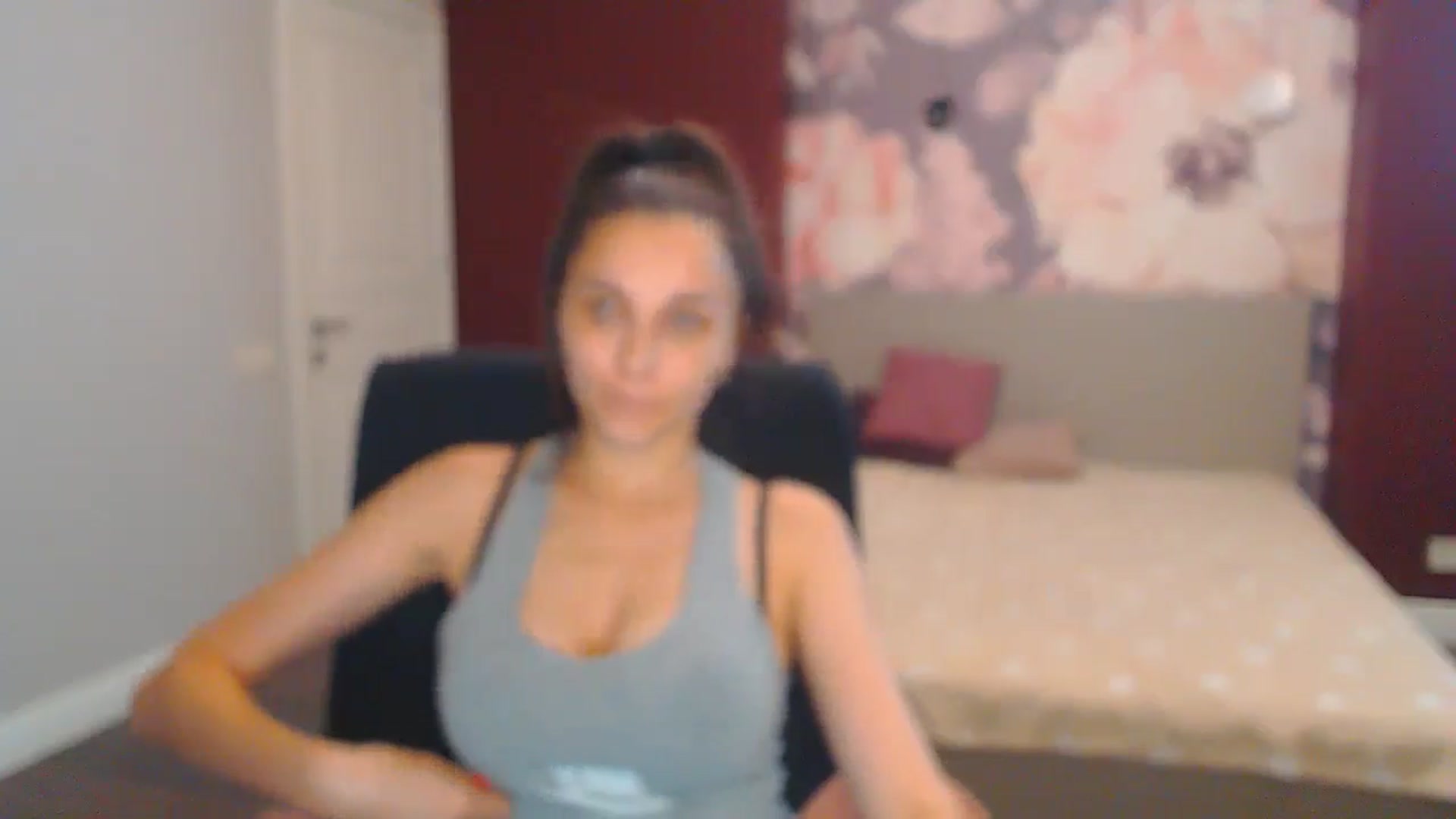 Gallery image thumbnail from Karina_Mils's myfreecams stream on, 07/14/2024, 12:24 image 18 of 20