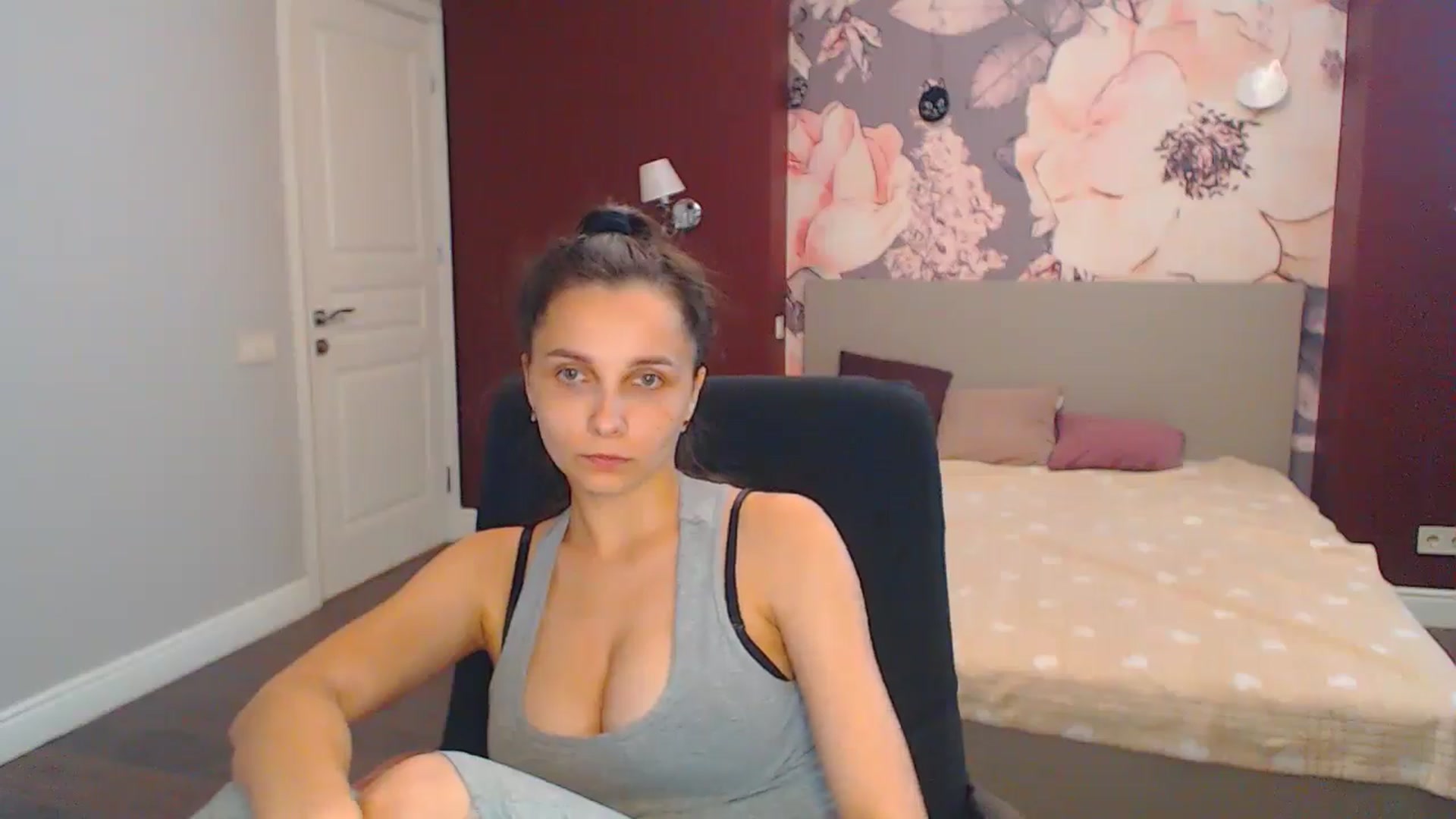 Gallery image thumbnail from Karina_Mils's myfreecams stream on, 07/15/2024, 12:04 image 20 of 20