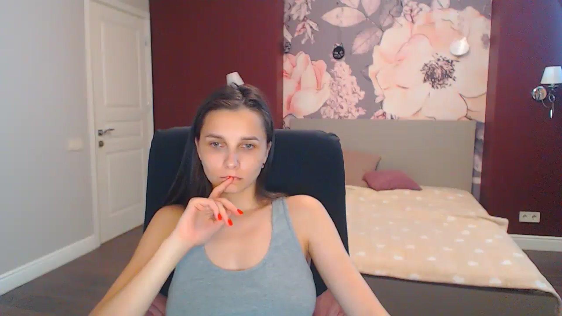 Gallery image thumbnail from Karina_Mils's myfreecams stream on, 07/18/2024, 11:02 image 13 of 20