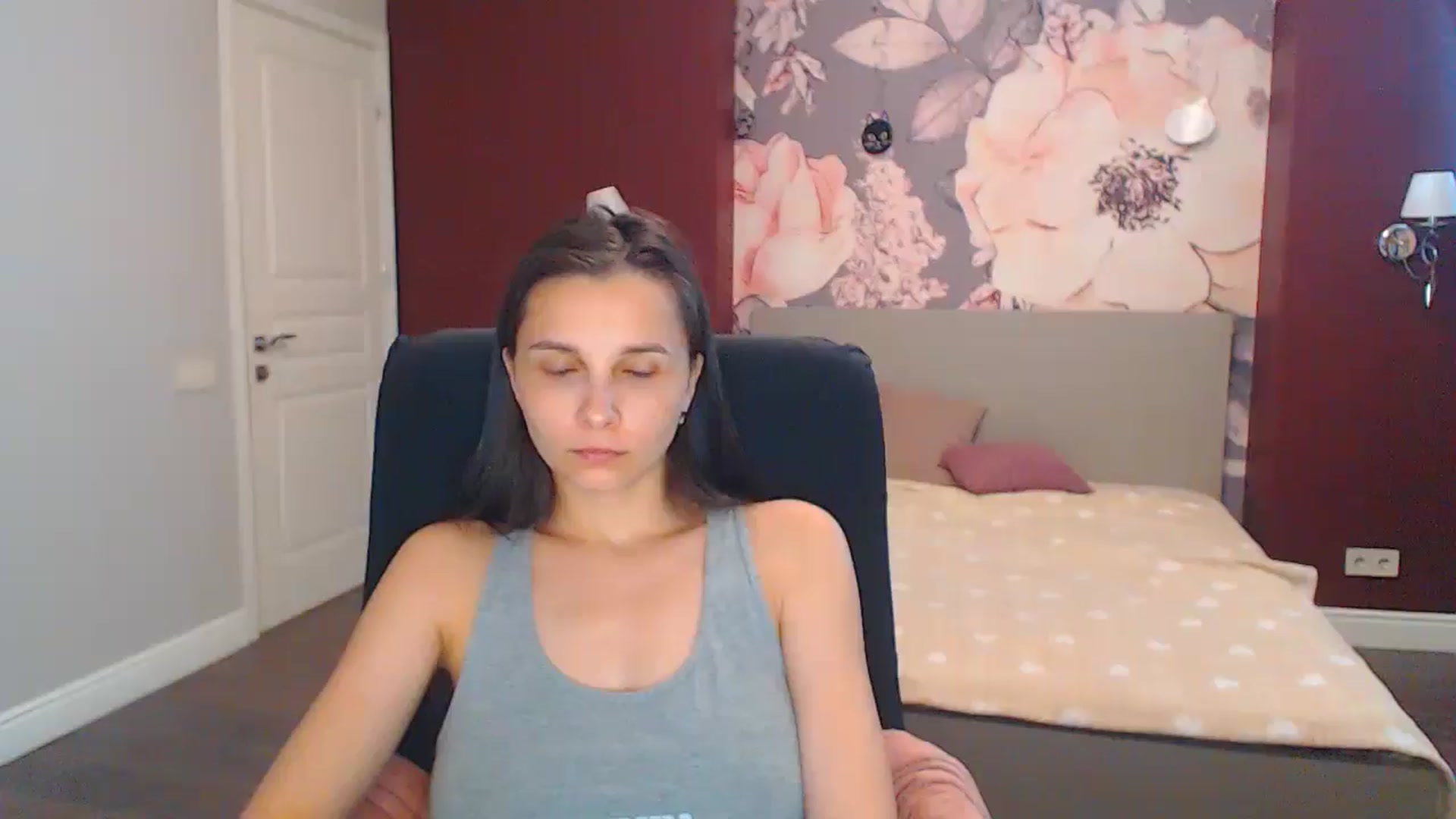 Gallery image thumbnail from Karina_Mils's myfreecams stream on, 07/18/2024, 11:02 image 3 of 20