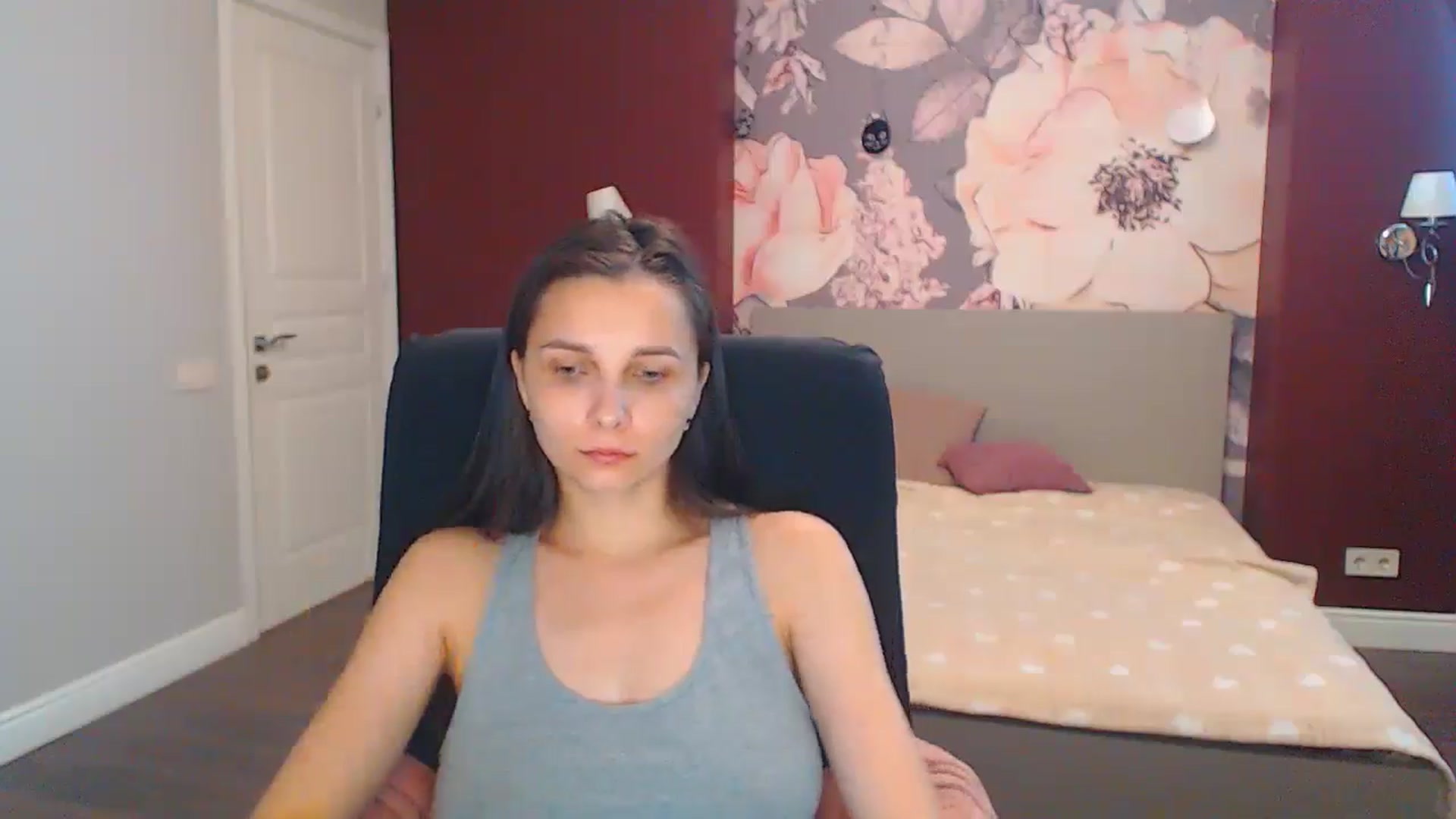 Gallery image thumbnail from Karina_Mils's myfreecams stream on, 07/18/2024, 11:02 image 9 of 20