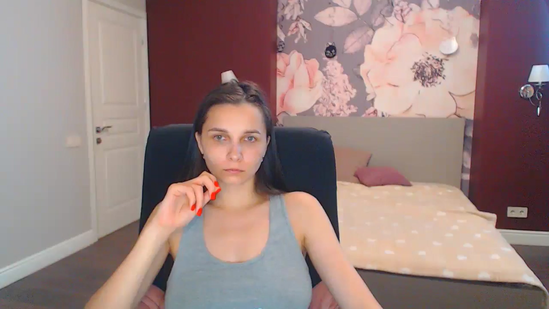 Gallery image thumbnail from Karina_Mils's myfreecams stream on, 07/18/2024, 11:02 image 6 of 20
