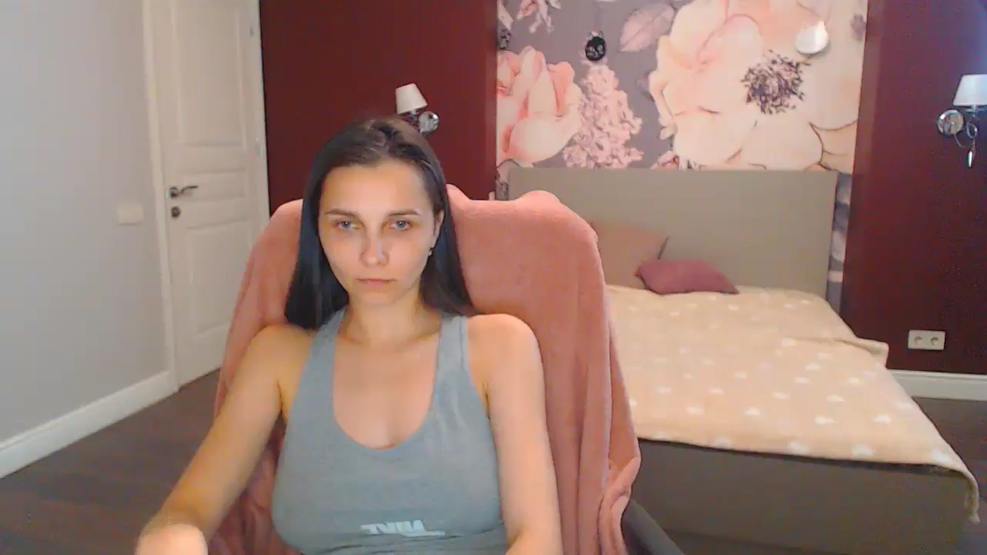 Gallery image thumbnail from Karina_Mils's myfreecams stream on, 07/18/2024, 12:06 image 18 of 20