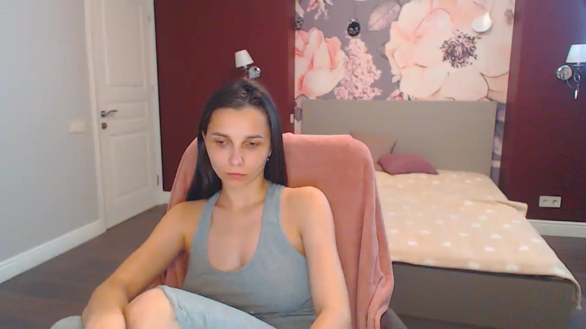 Gallery image thumbnail from Karina_Mils's myfreecams stream on, 07/18/2024, 12:06 image 11 of 20
