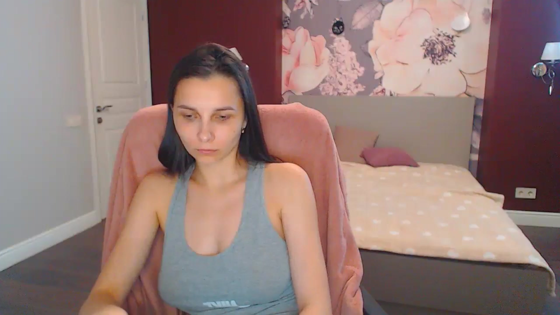 Gallery image thumbnail from Karina_Mils's myfreecams stream on, 07/18/2024, 12:06 image 6 of 20