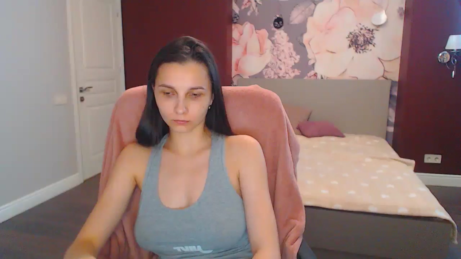 Gallery image thumbnail from Karina_Mils's myfreecams stream on, 07/18/2024, 12:06 image 4 of 20