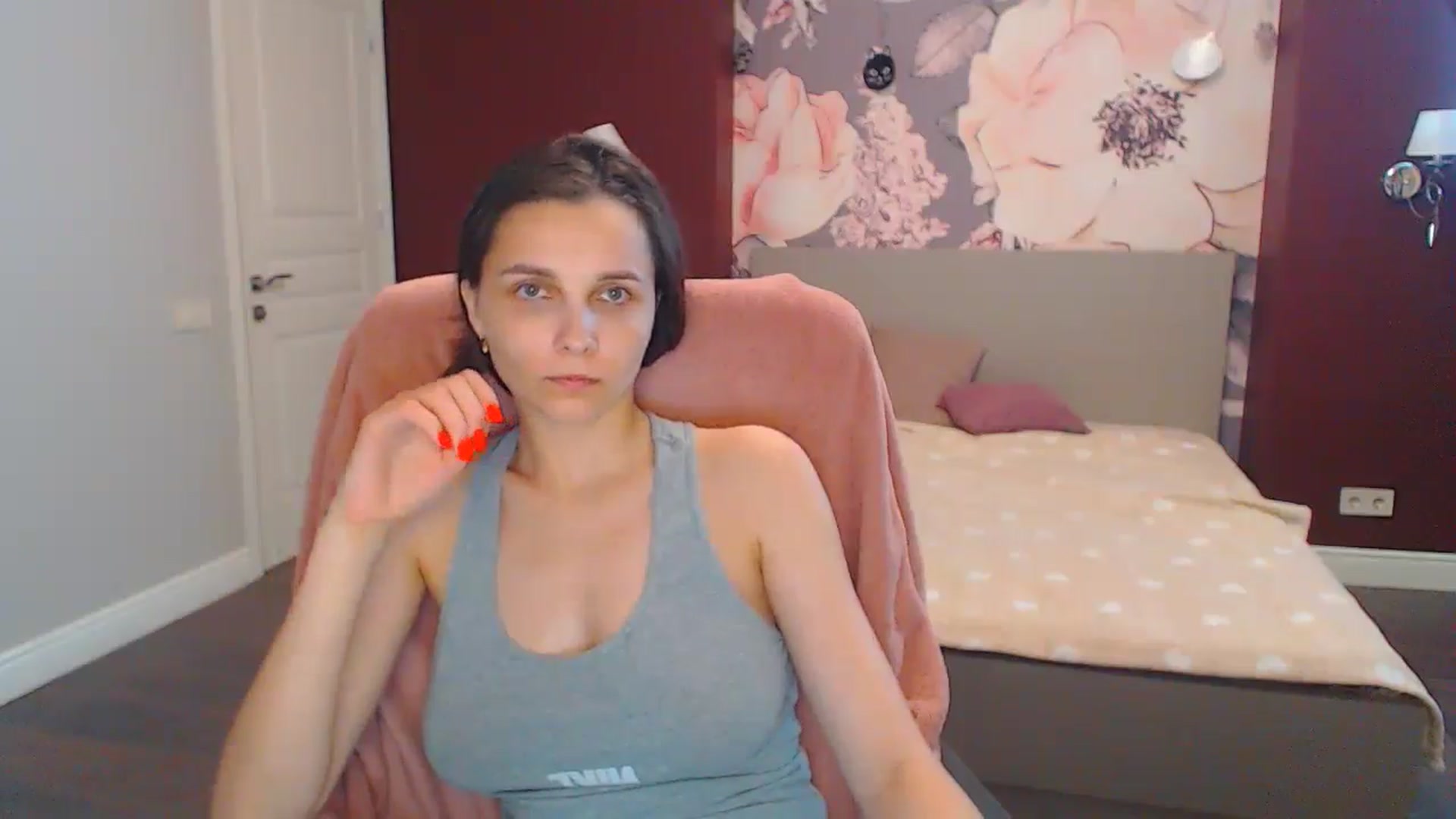 Gallery image thumbnail from Karina_Mils's myfreecams stream on, 07/18/2024, 12:06 image 9 of 20