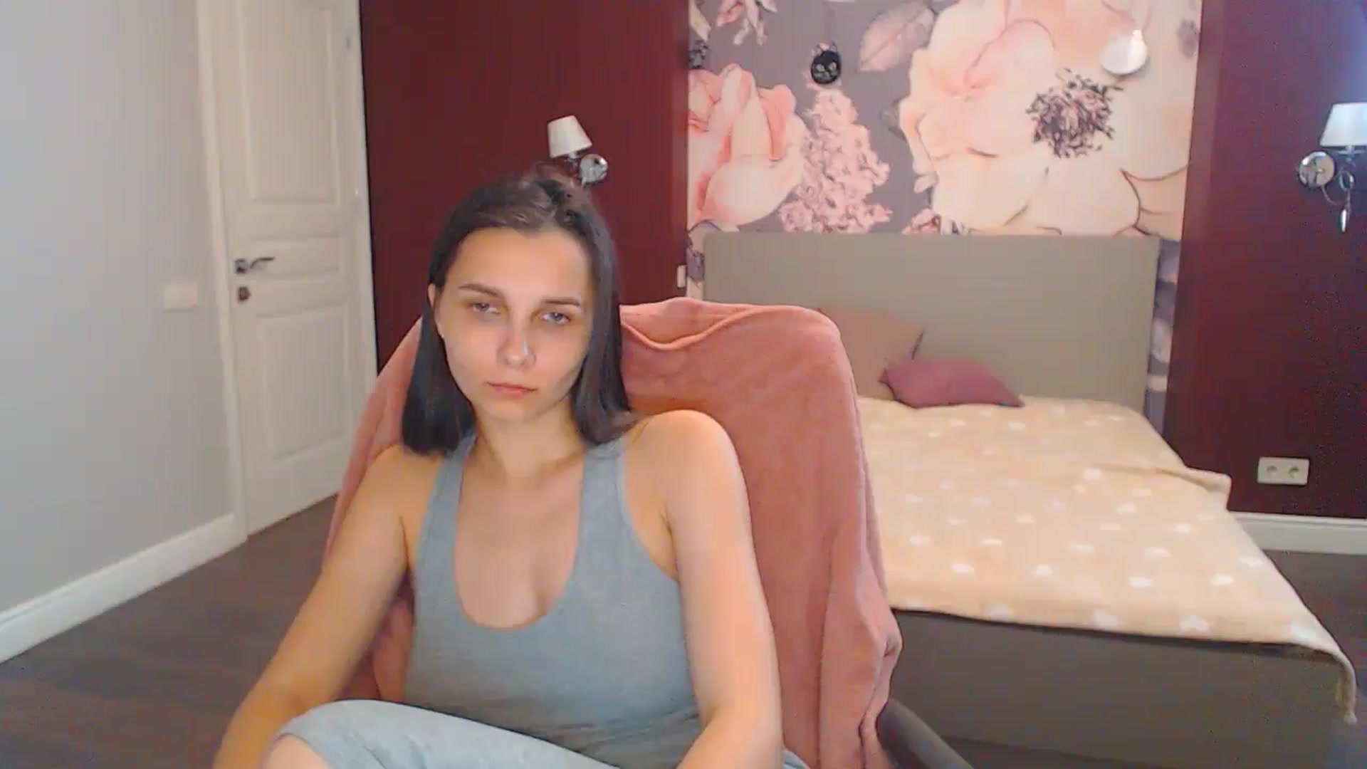 Gallery image thumbnail from Karina_Mils's myfreecams stream on, 07/18/2024, 12:29 image 5 of 20