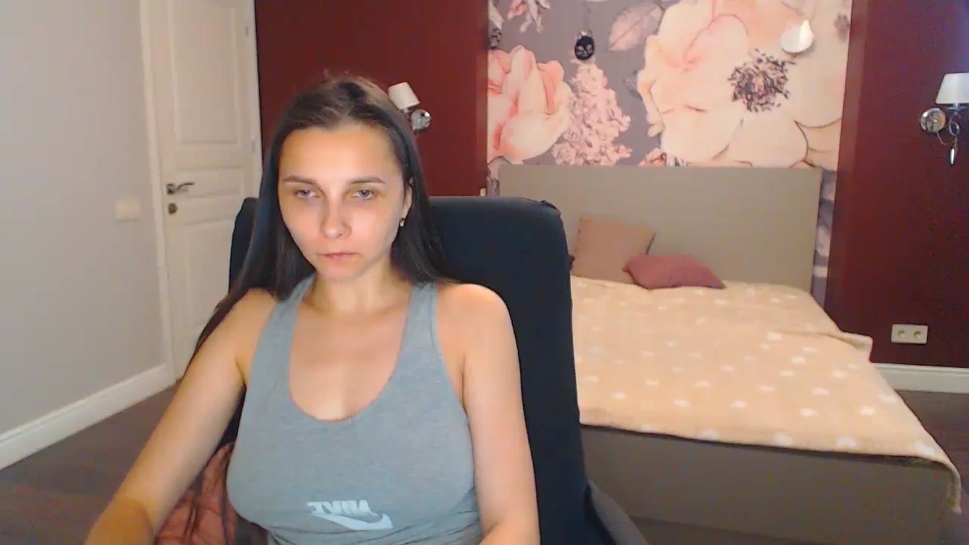 Gallery image thumbnail from Karina_Mils's myfreecams stream on, 07/18/2024, 12:54 image 5 of 20