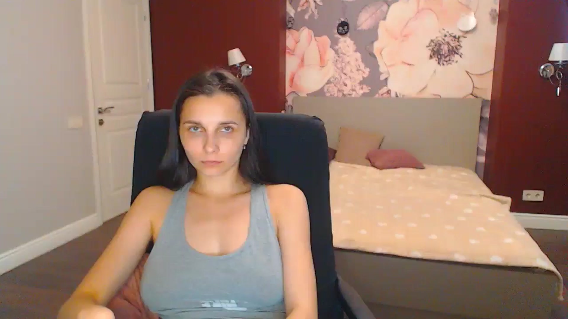 Gallery image thumbnail from Karina_Mils's myfreecams stream on, 07/18/2024, 12:54 image 18 of 20