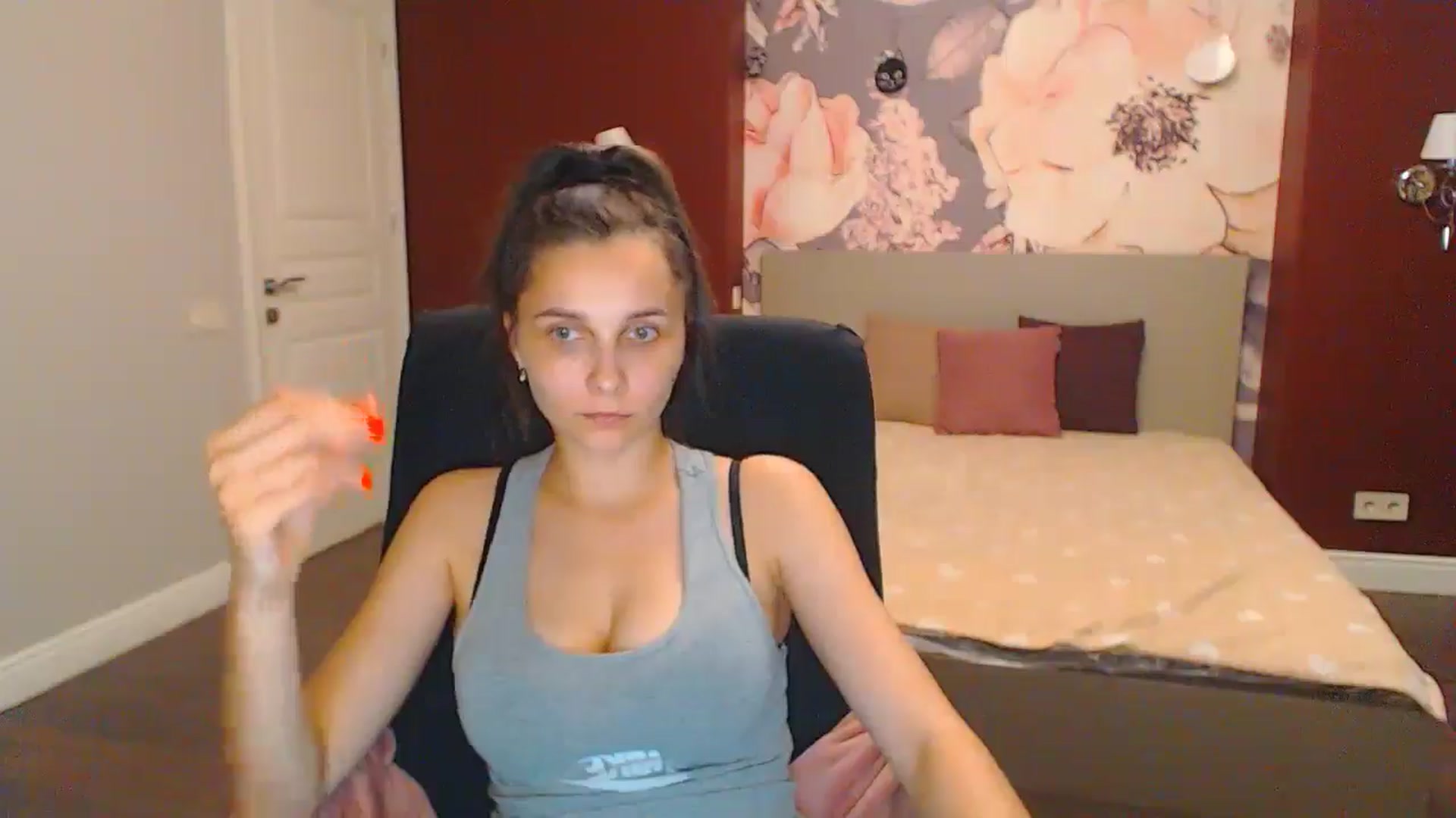 Gallery image thumbnail from Karina_Mils's myfreecams stream on, 07/19/2024, 17:11 image 17 of 20