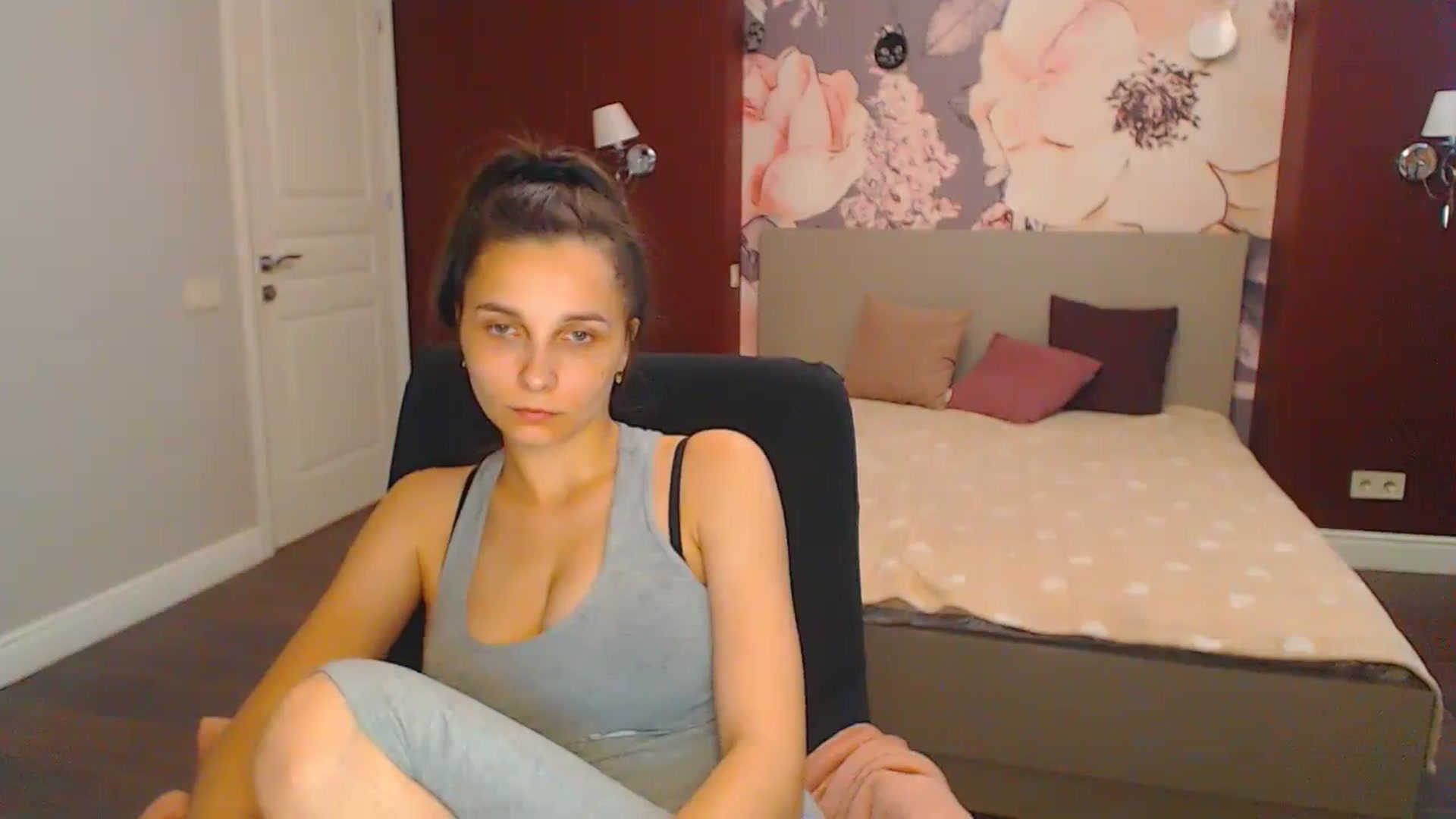 Gallery image thumbnail from Karina_Mils's myfreecams stream on, 07/20/2024, 15:56 image 7 of 20