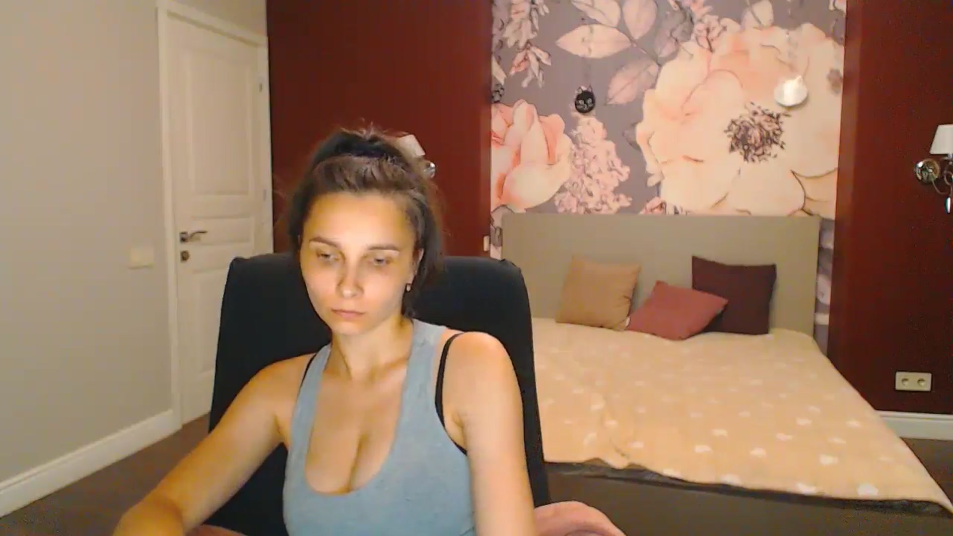 Gallery image thumbnail from Karina_Mils's myfreecams stream on, 07/20/2024, 17:52 image 20 of 20