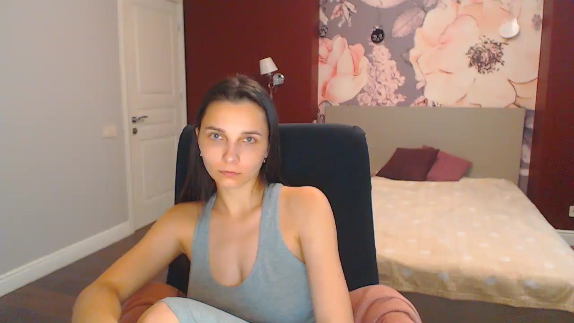 Gallery image thumbnail from Karina_Mils's myfreecams stream on, 07/25/2024, 11:04 image 13 of 20