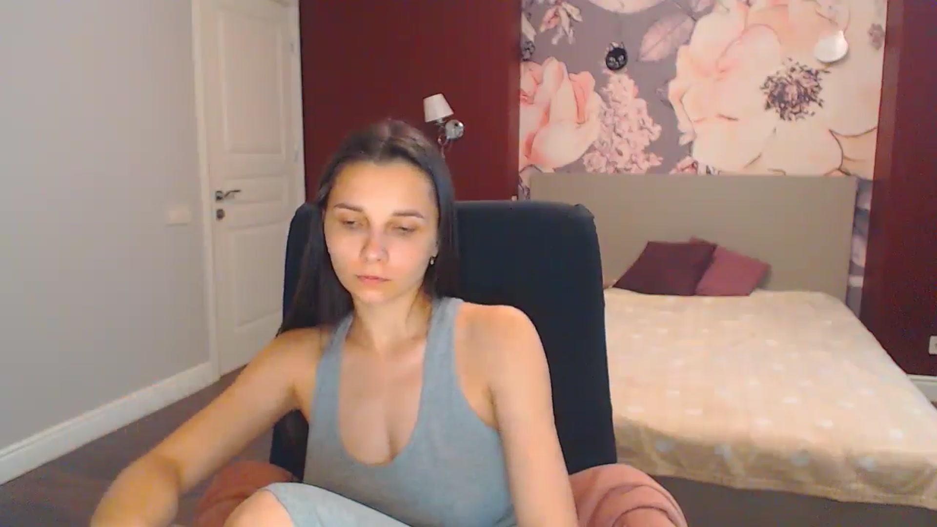 Gallery image thumbnail from Karina_Mils's myfreecams stream on, 07/25/2024, 11:04 image 11 of 20