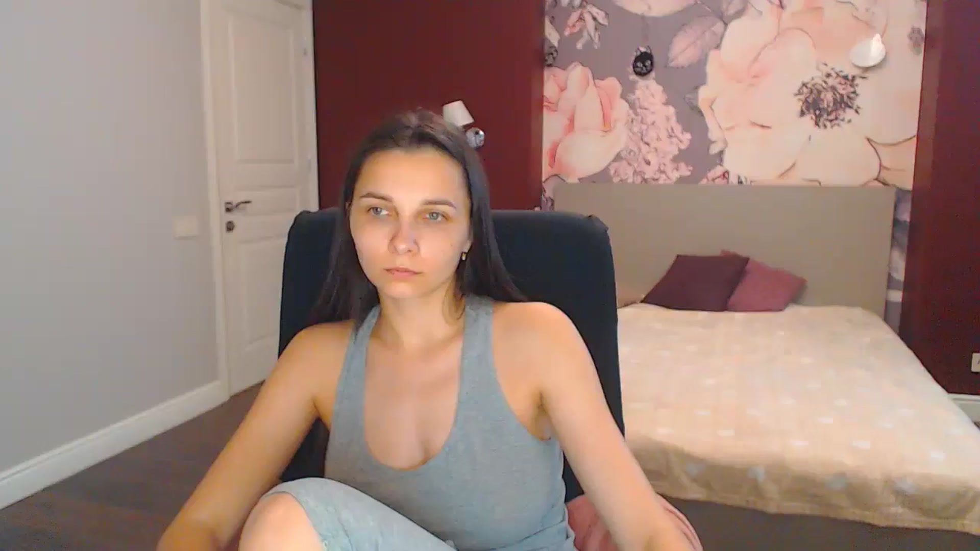 Gallery image thumbnail from Karina_Mils's myfreecams stream on, 07/25/2024, 11:04 image 1 of 20
