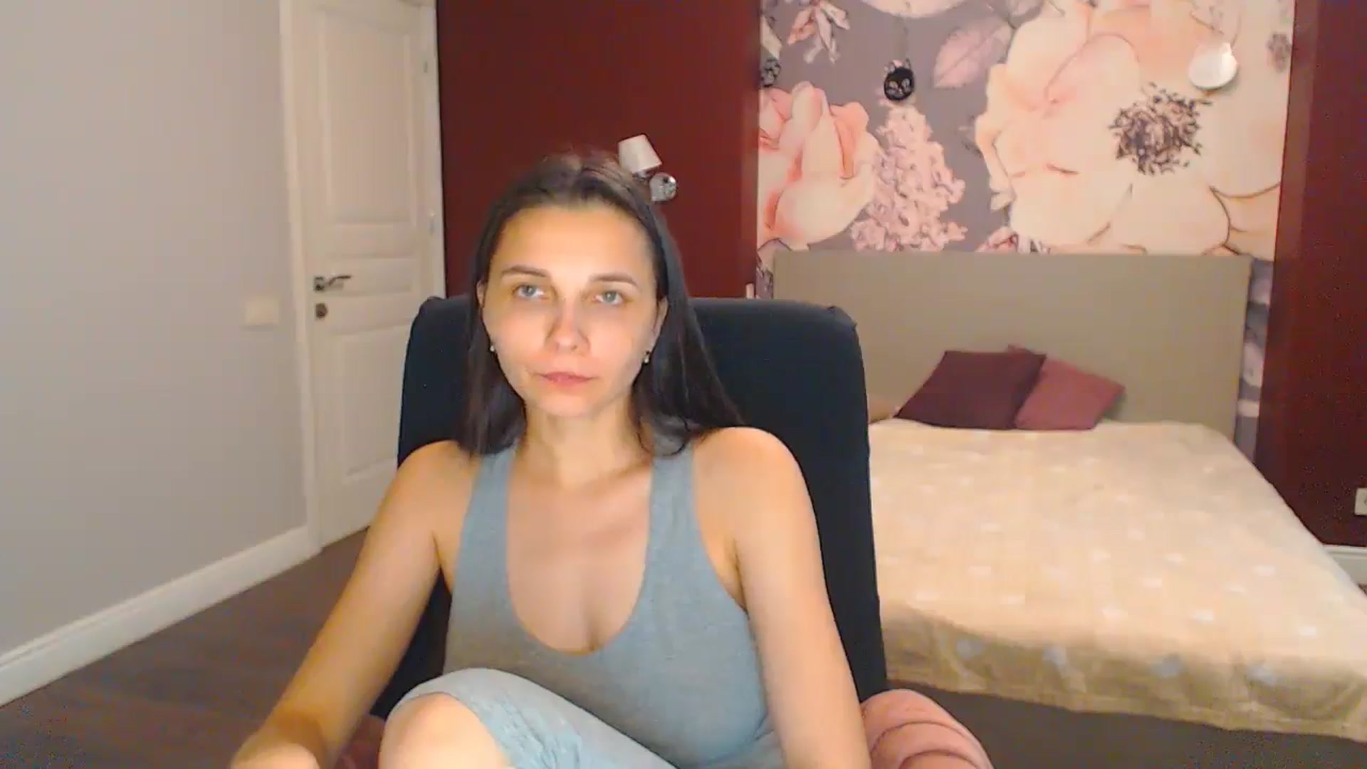 Gallery image thumbnail from Karina_Mils's myfreecams stream on, 07/25/2024, 11:04 image 19 of 20