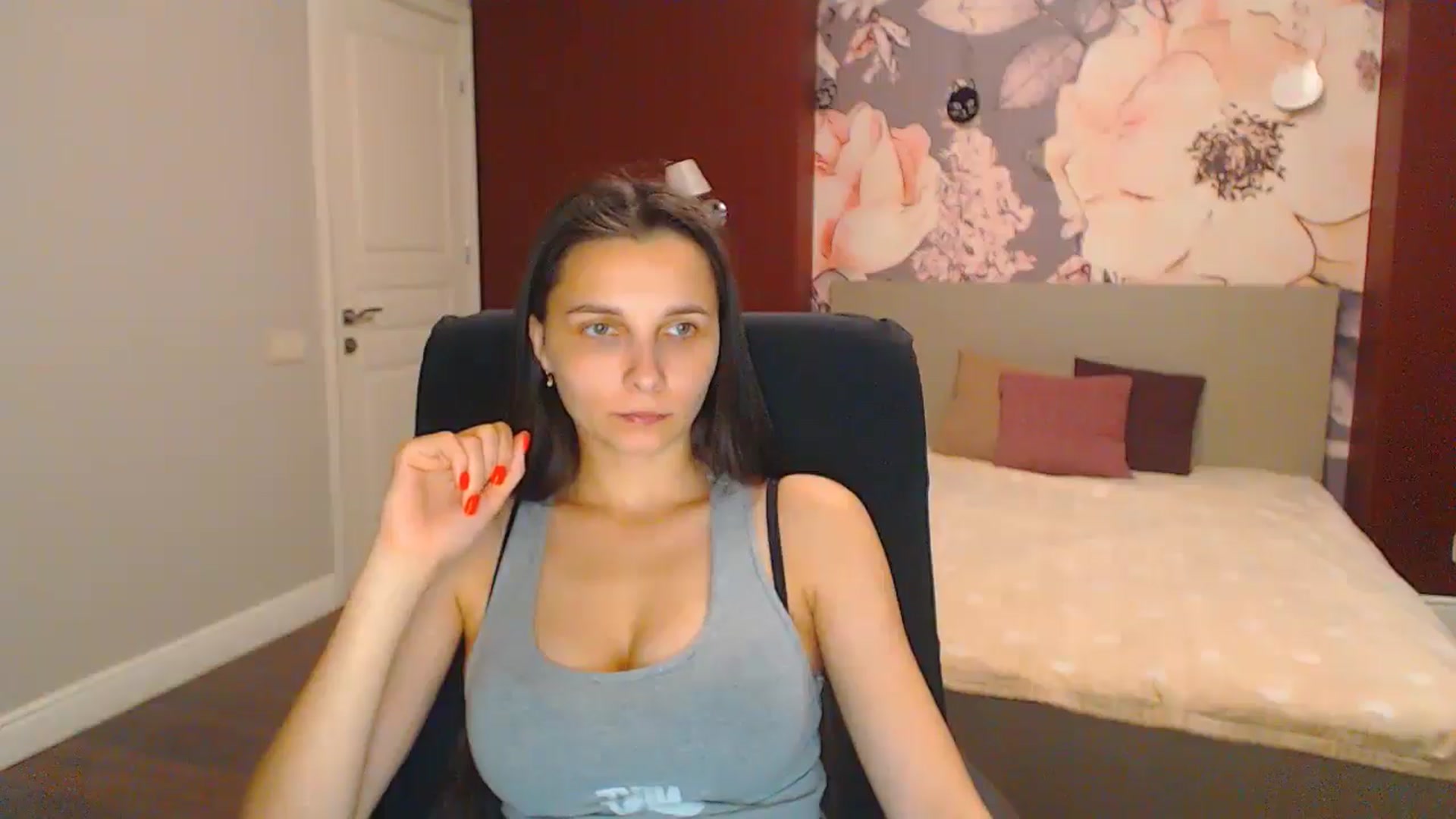 Gallery image thumbnail from Karina_Mils's myfreecams stream on, 07/26/2024, 14:35 image 20 of 20
