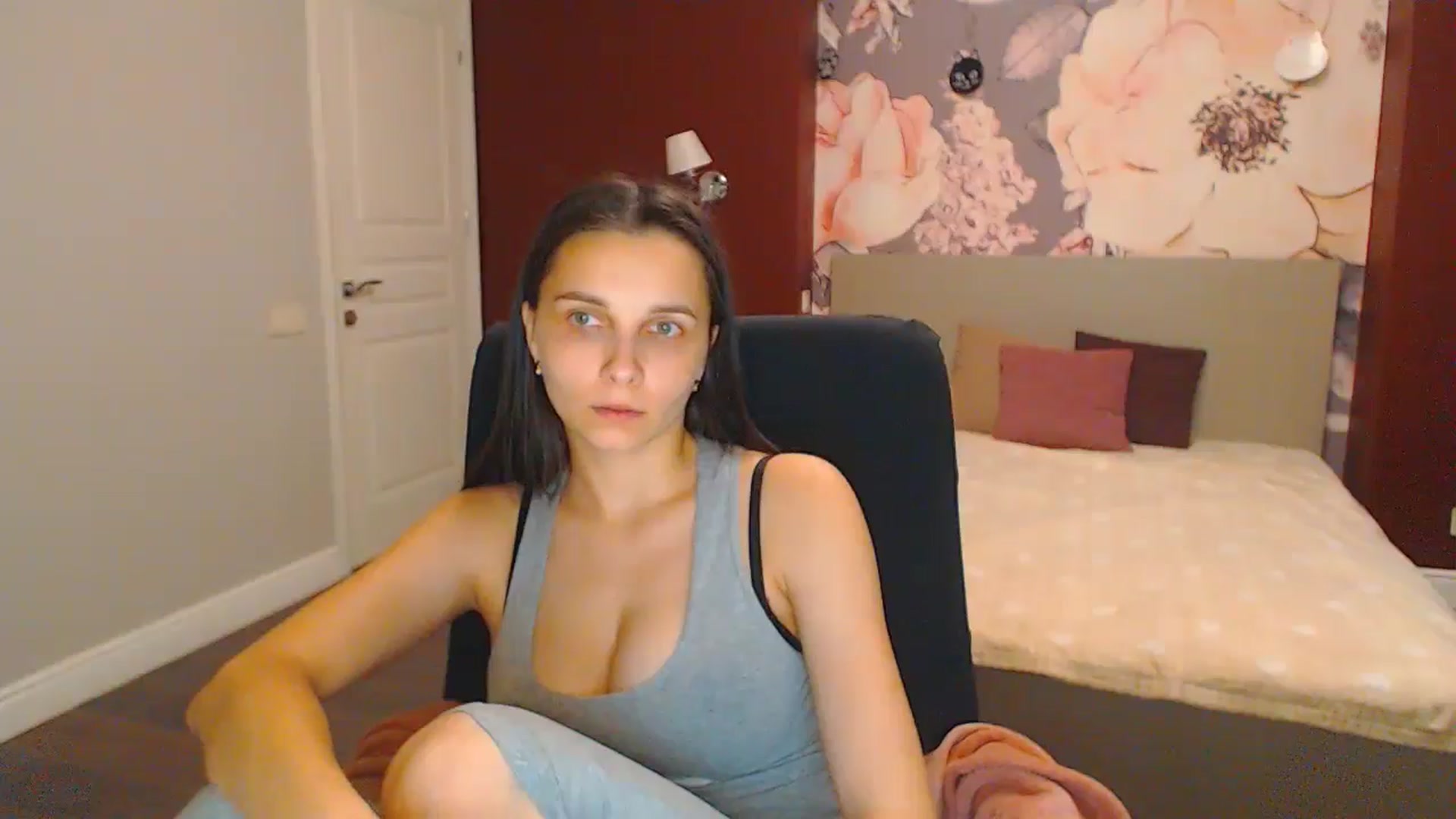 Gallery image thumbnail from Karina_Mils's myfreecams stream on, 07/26/2024, 16:02 image 11 of 20
