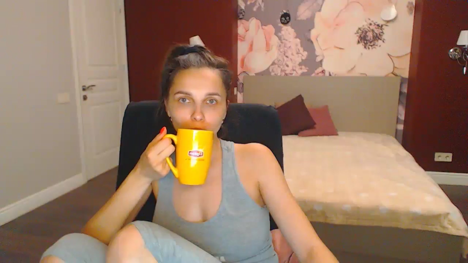 Gallery image thumbnail from Karina_Mils's myfreecams stream on, 07/27/2024, 17:11 image 11 of 20