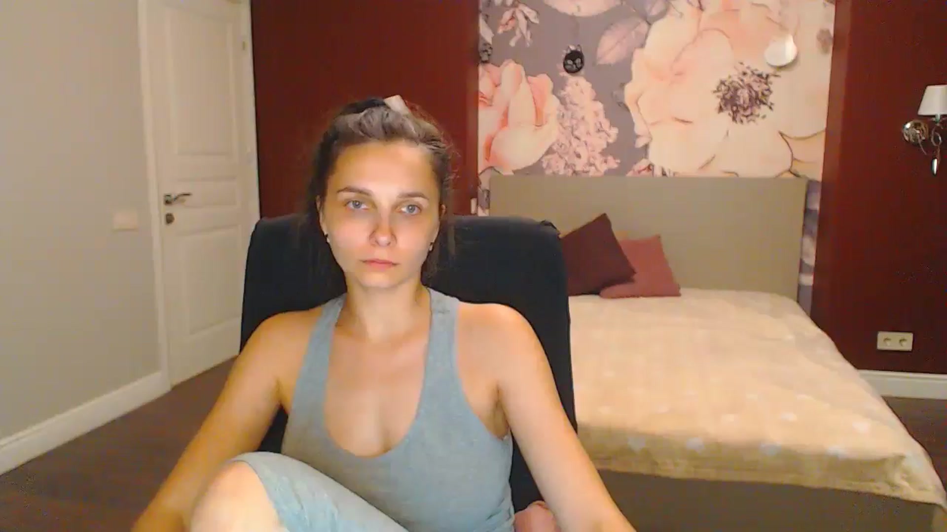 Gallery image thumbnail from Karina_Mils's myfreecams stream on, 07/27/2024, 19:03 image 3 of 20