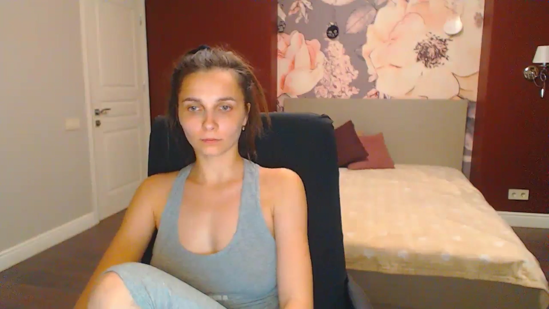 Gallery image thumbnail from Karina_Mils's myfreecams stream on, 07/27/2024, 19:03 image 19 of 20