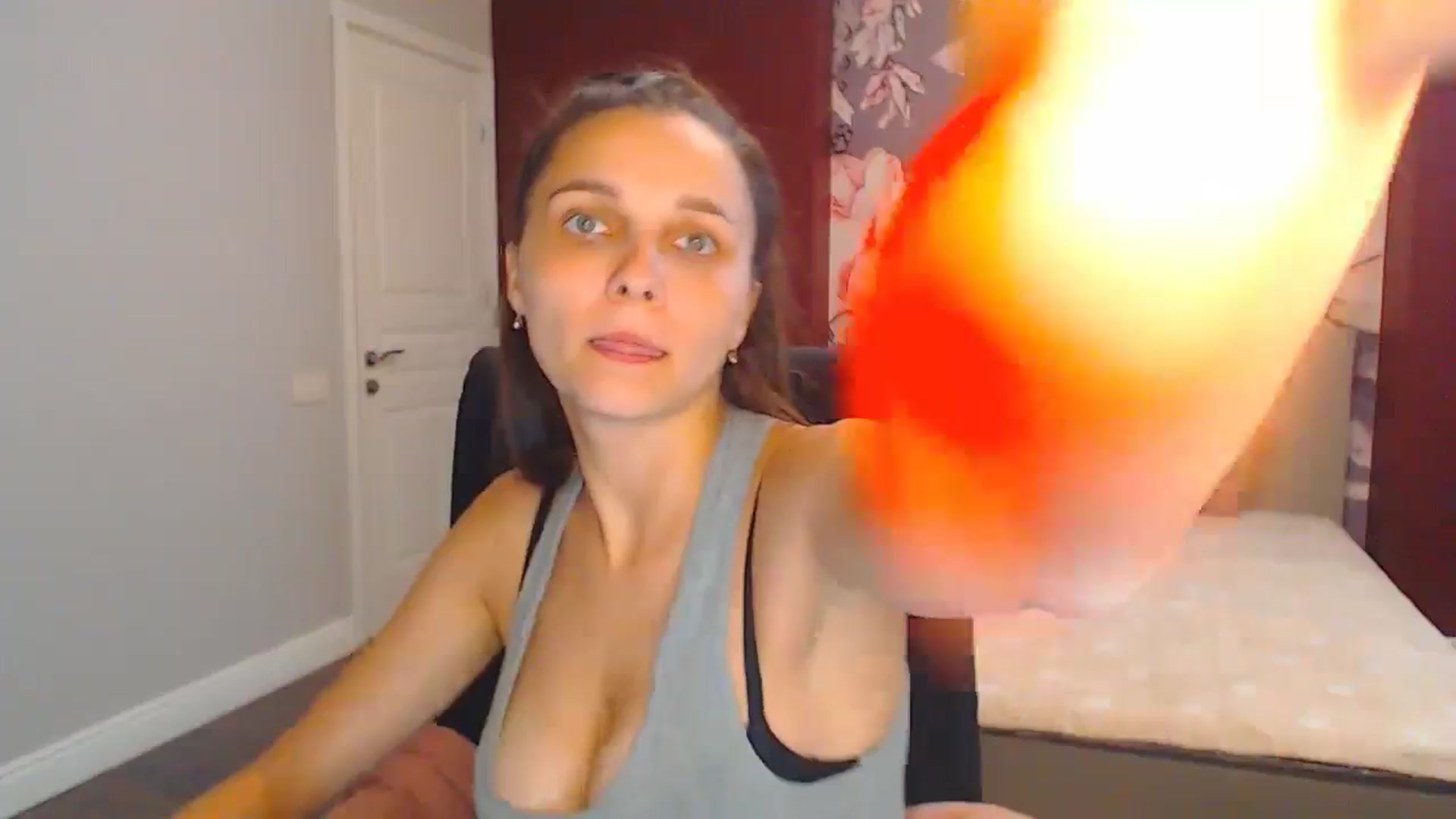 Gallery image thumbnail from Karina_Mils's myfreecams stream on, 08/02/2024, 13:35 image 13 of 20