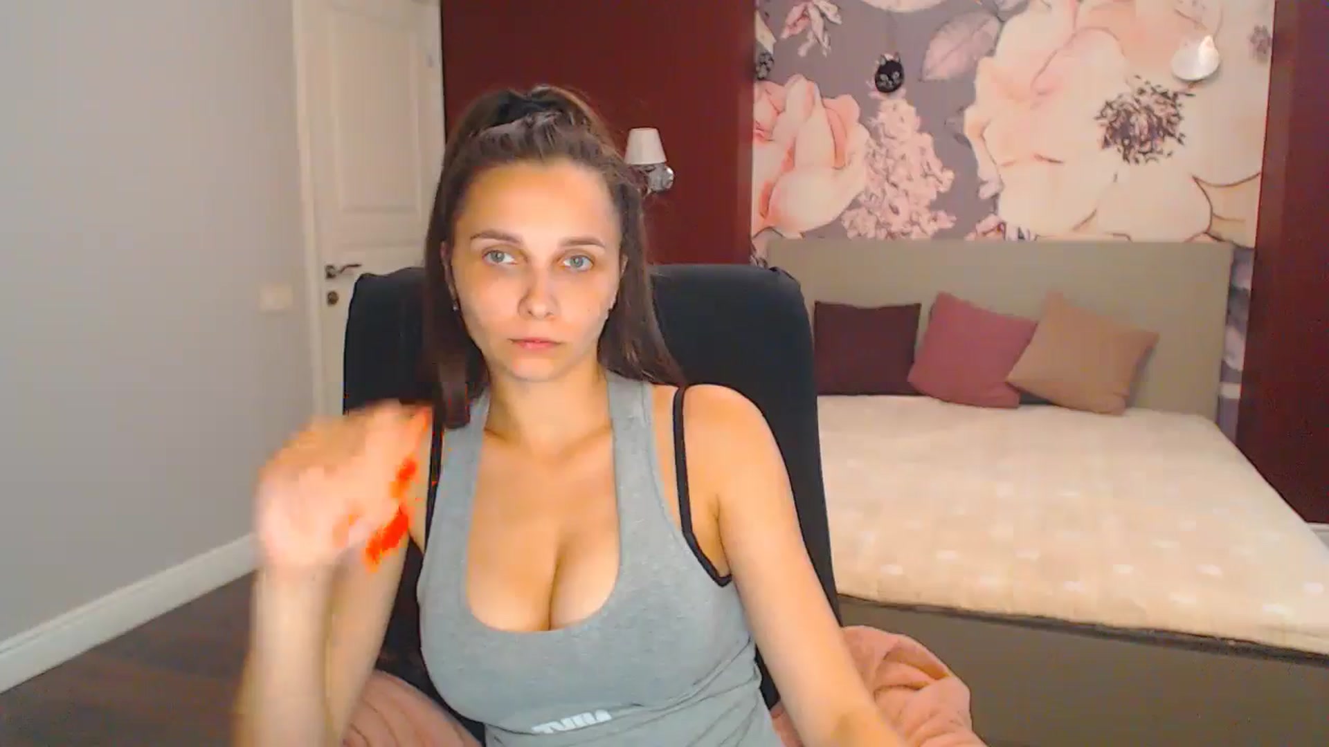 Gallery image thumbnail from Karina_Mils's myfreecams stream on, 08/02/2024, 14:48 image 20 of 20
