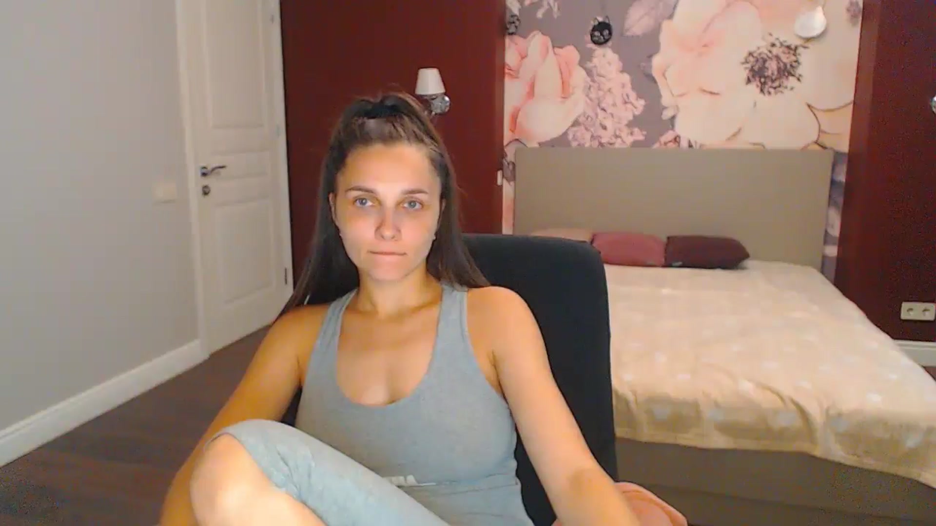 Gallery image thumbnail from Karina_Mils's myfreecams stream on, 08/15/2024, 07:16 image 19 of 20