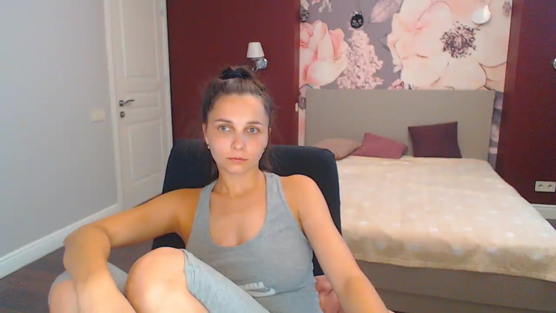 Gallery image thumbnail from Karina_Mils's myfreecams stream on, 08/15/2024, 10:51 image 3 of 20