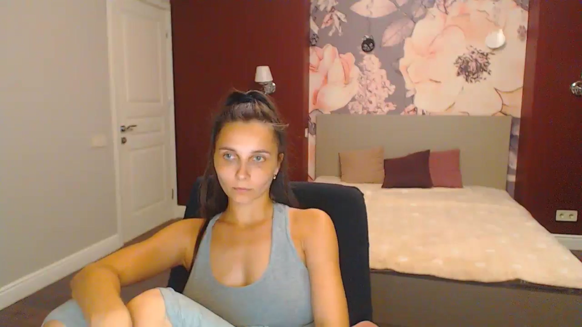 Gallery image thumbnail from Karina_Mils's myfreecams stream on, 08/16/2024, 17:53 image 20 of 20