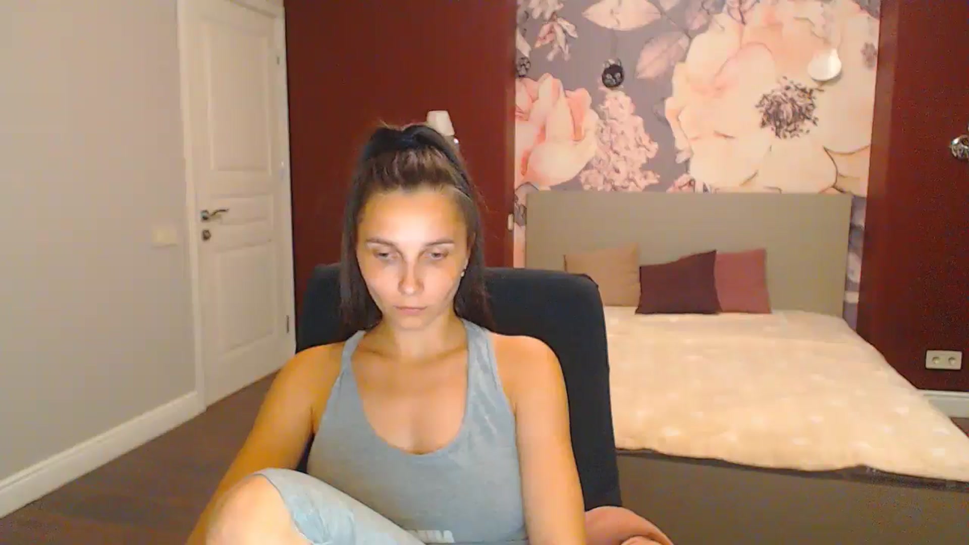 Gallery image thumbnail from Karina_Mils's myfreecams stream on, 08/16/2024, 17:53 image 2 of 20