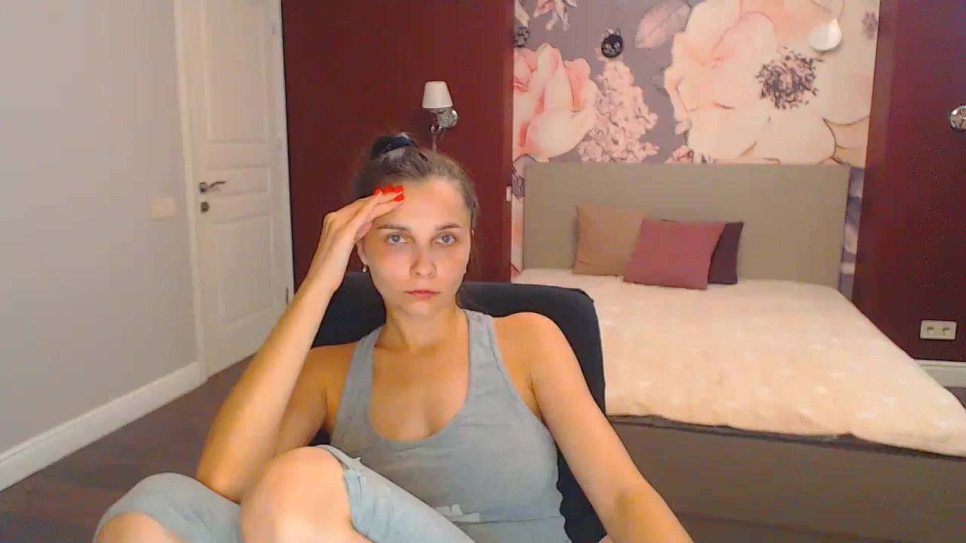 Gallery image thumbnail from Karina_Mils's myfreecams stream on, 08/18/2024, 15:39 image 11 of 20