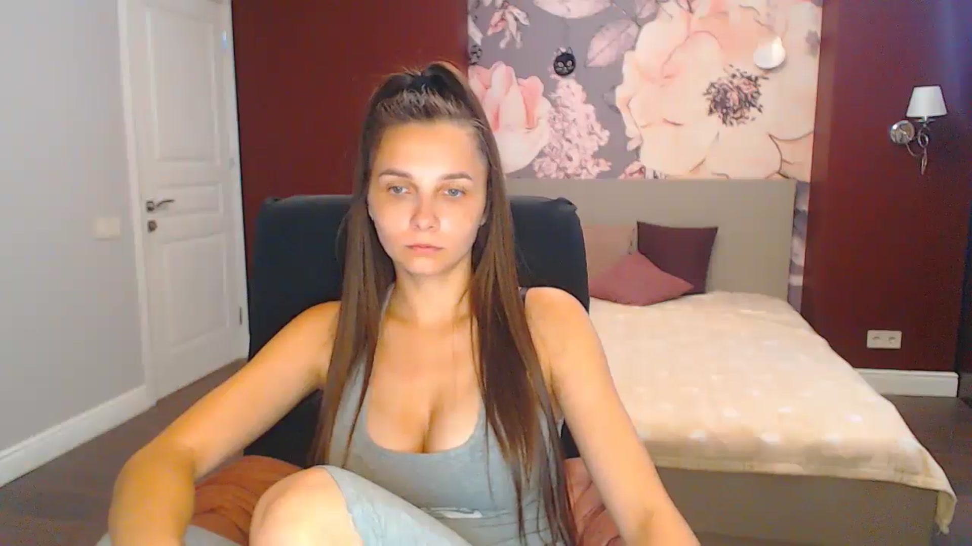 Gallery image thumbnail from Karina_Mils's myfreecams stream on, 08/22/2024, 09:29 image 2 of 20
