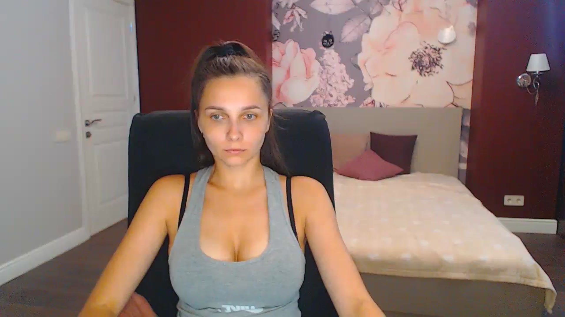 Gallery image thumbnail from Karina_Mils's myfreecams stream on, 08/22/2024, 09:29 image 15 of 20