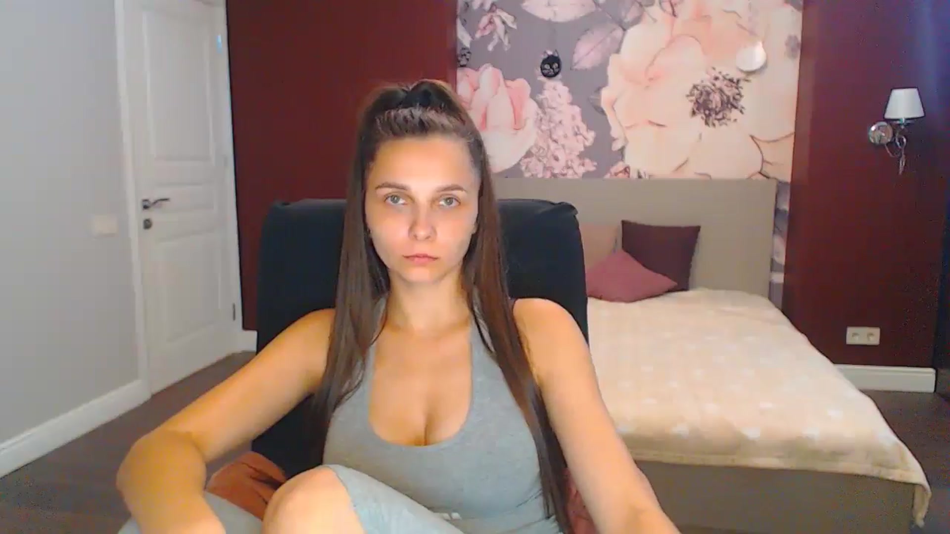 Gallery image thumbnail from Karina_Mils's myfreecams stream on, 08/22/2024, 10:17 image 14 of 20