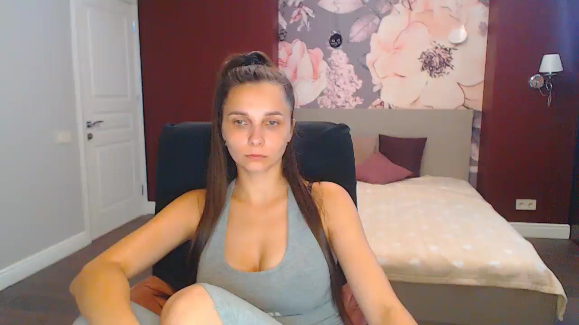 Gallery image thumbnail from Karina_Mils's myfreecams stream on, 08/22/2024, 10:17 image 11 of 20