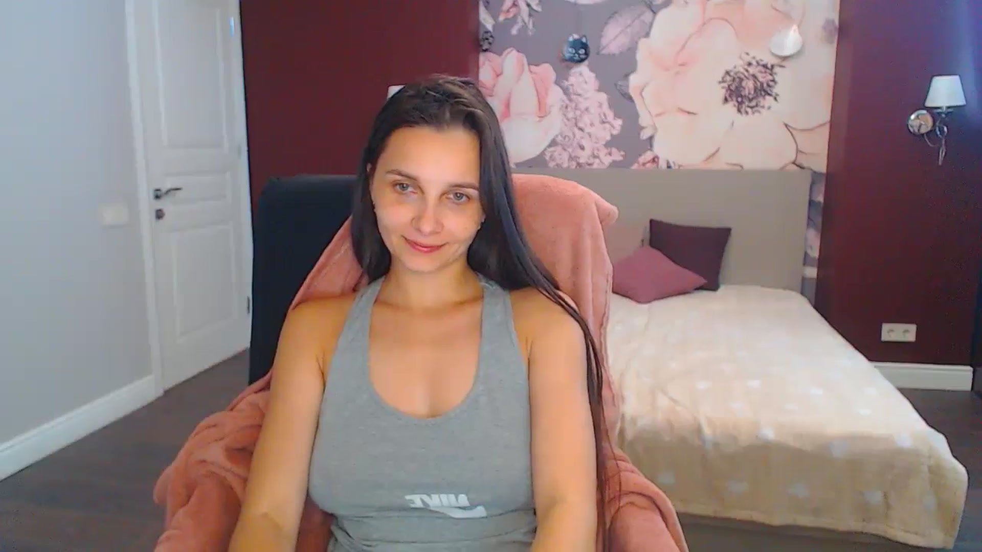 Gallery image thumbnail from Karina_Mils's myfreecams stream on, 08/22/2024, 11:13 image 14 of 20