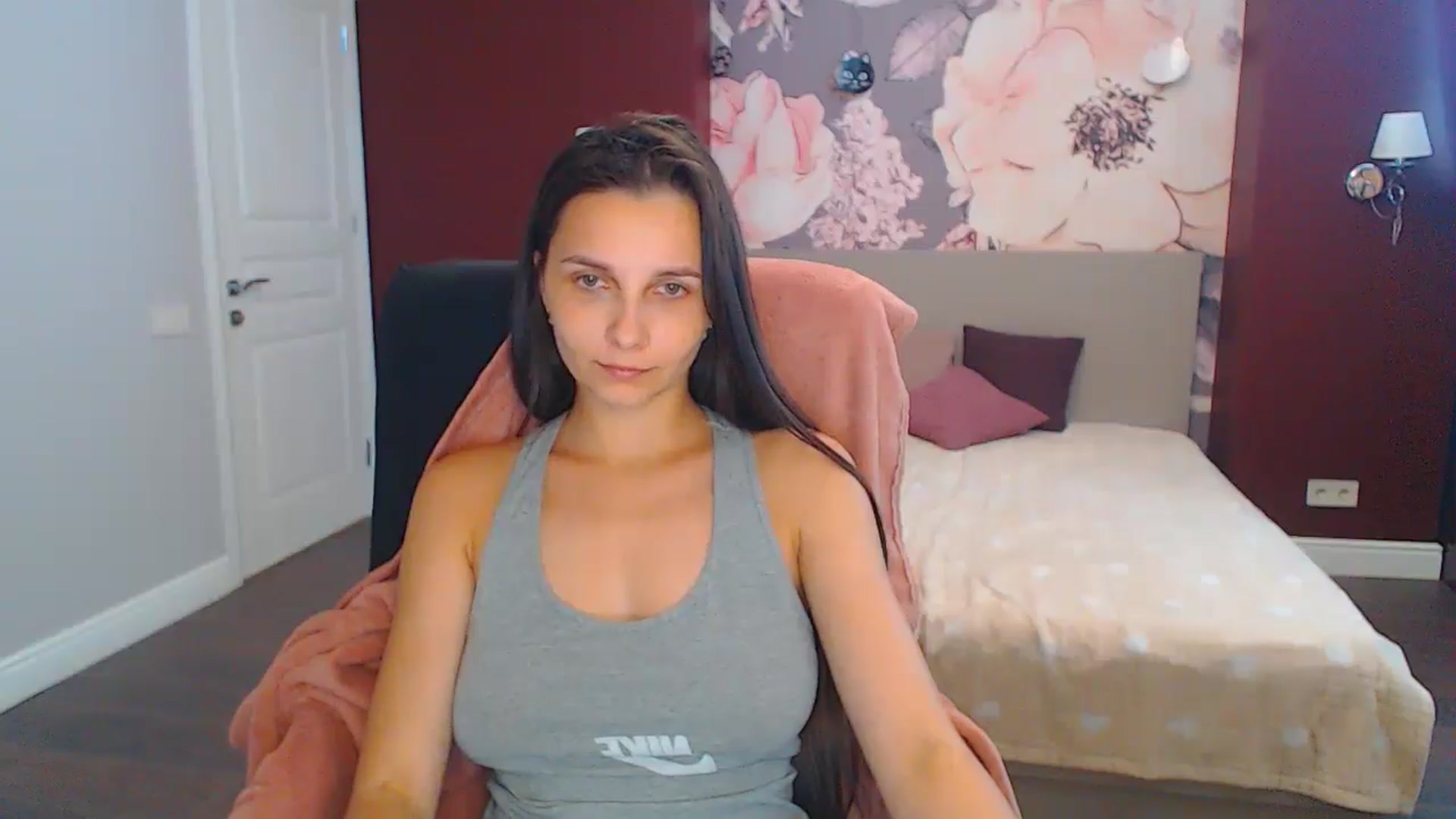 Gallery image thumbnail from Karina_Mils's myfreecams stream on, 08/22/2024, 11:13 image 16 of 20