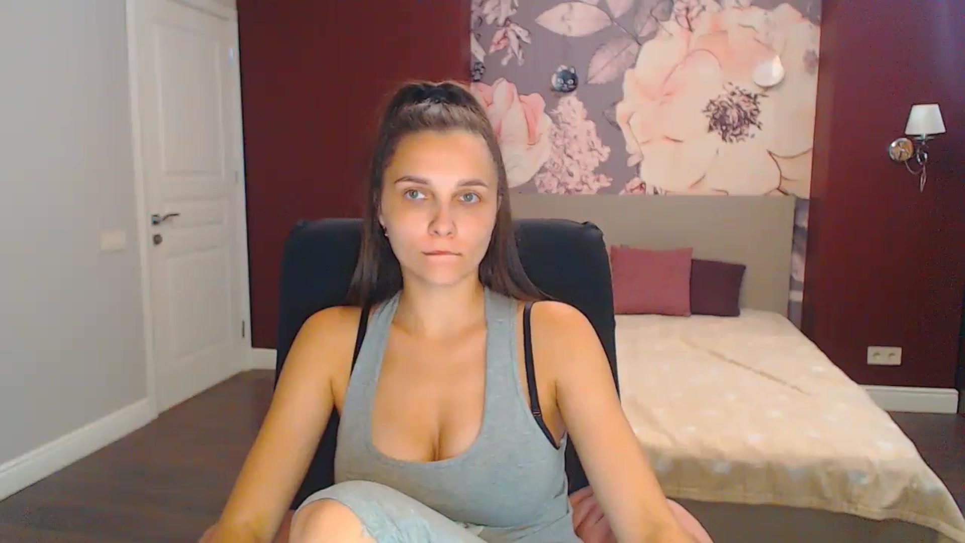 Gallery image thumbnail from Karina_Mils's myfreecams stream on, 08/23/2024, 15:26 image 19 of 20