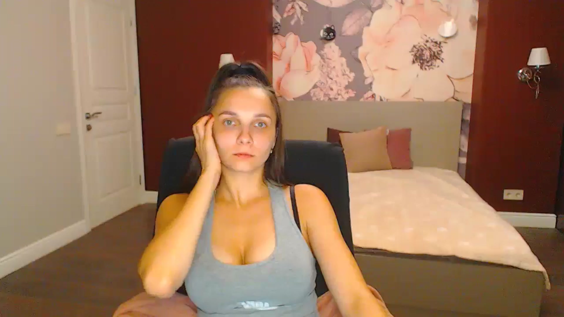 Gallery image thumbnail from Karina_Mils's myfreecams stream on, 08/24/2024, 17:21 image 19 of 20