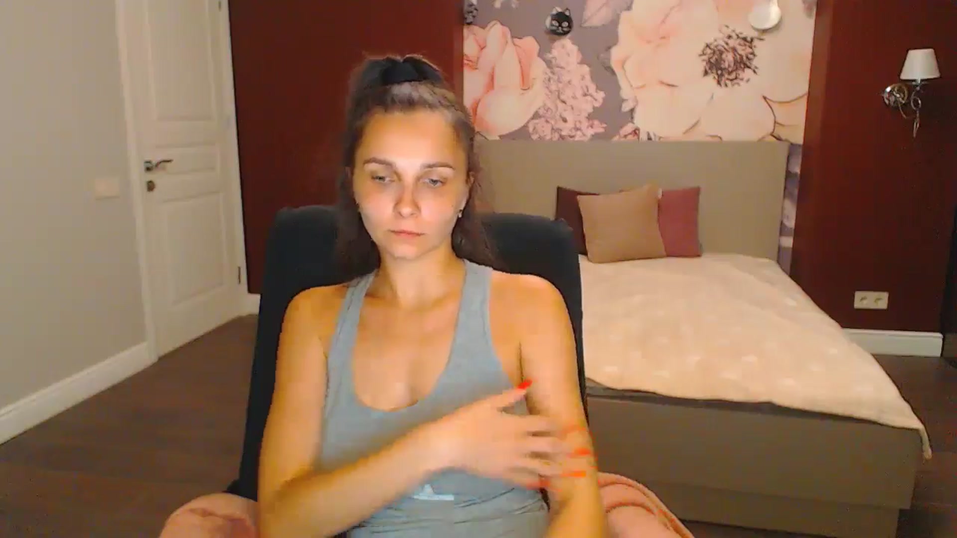 Gallery image thumbnail from Karina_Mils's myfreecams stream on, 08/24/2024, 19:34 image 6 of 20