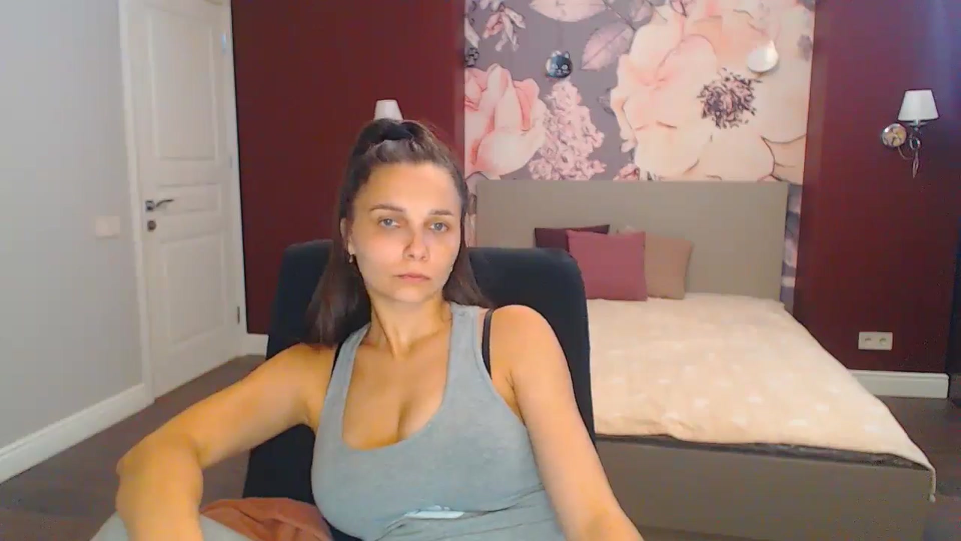 Gallery image thumbnail from Karina_Mils's myfreecams stream on, 08/25/2024, 14:47 image 20 of 20