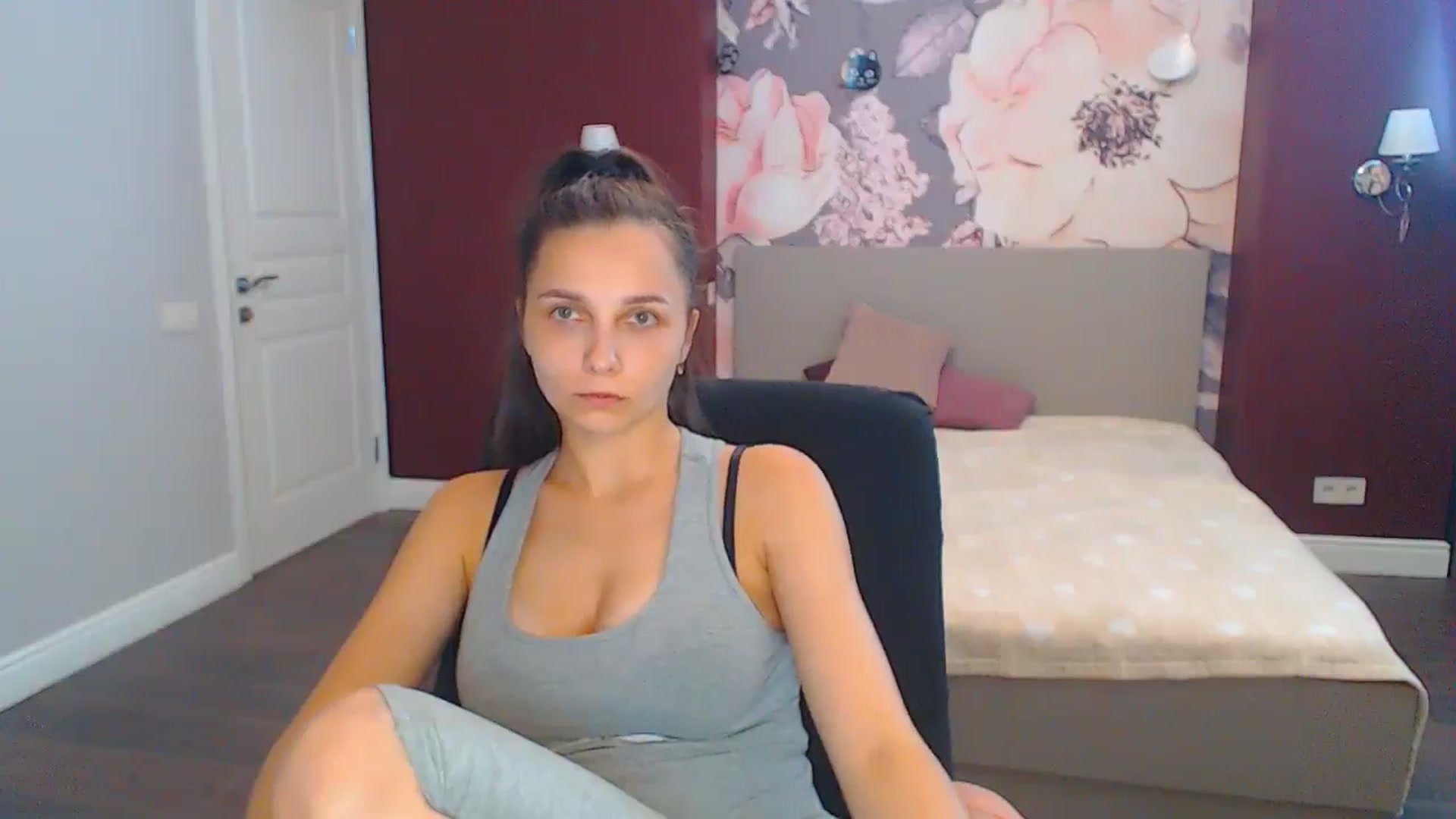 Gallery image thumbnail from Karina_Mils's myfreecams stream on, 08/26/2024, 11:47 image 3 of 20