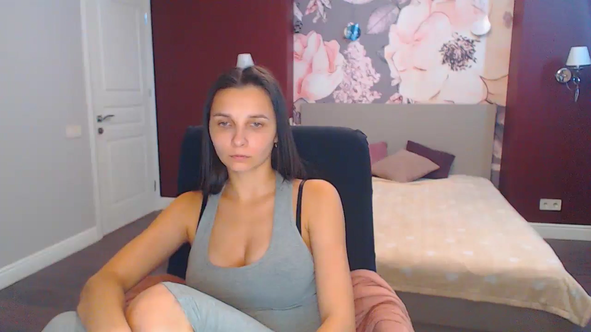 Gallery image thumbnail from Karina_Mils's myfreecams stream on, 08/29/2024, 10:00 image 11 of 20
